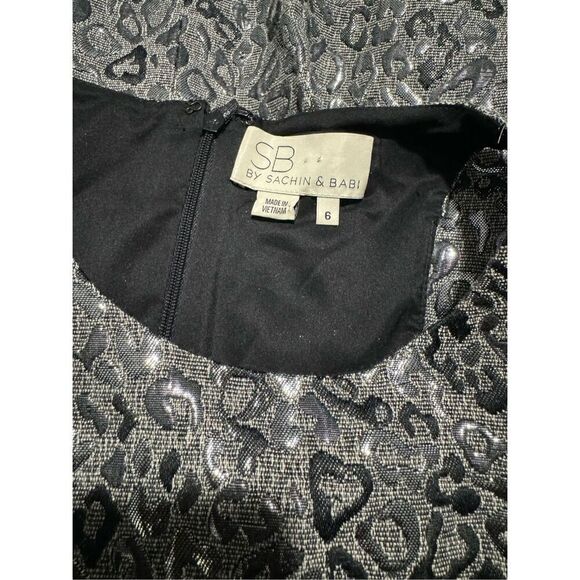 SB Sachine + Babi metallic print mesh -inset Hi-lo evening Gown 6 - Picture 4 of 11